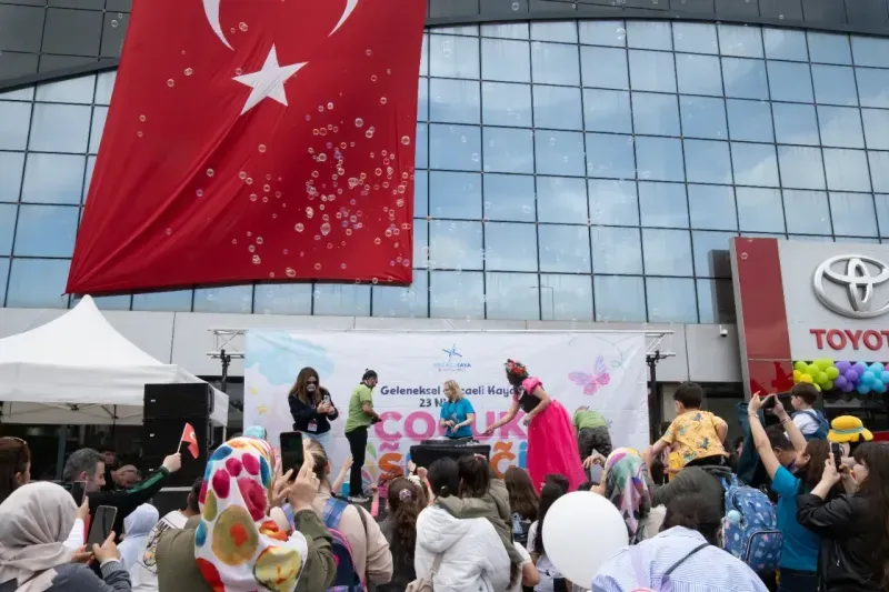 Toyota Plaza Kocaeli Kaya’da 18. Geleneksel 23 Nisan Çocuk Şenliği Coşkuyla Kutlandı