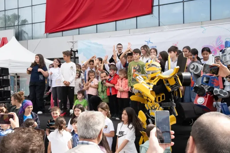 Toyota Plaza Kocaeli Kaya’da 18. Geleneksel 23 Nisan Çocuk Şenliği Coşkuyla Kutlandı